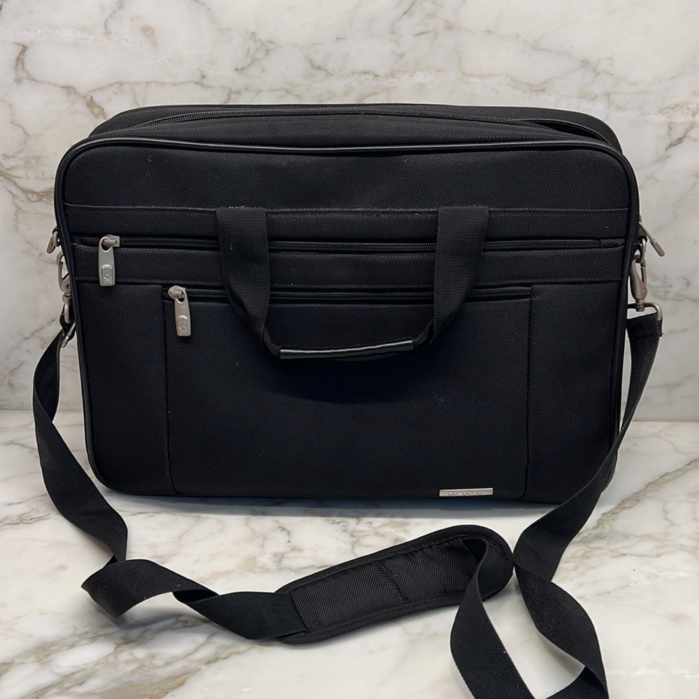 Men's Samsonite Briefcase / Laptop / Travel  Bag